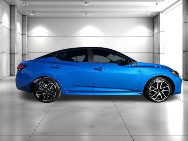Certified 2025 Nissan Sentra SR FWD image 8