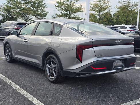 Used 2025 Kia K4 FWD image 5