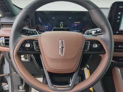 New 2026 Lincoln Aviator Reserve AWD/4WD image 13