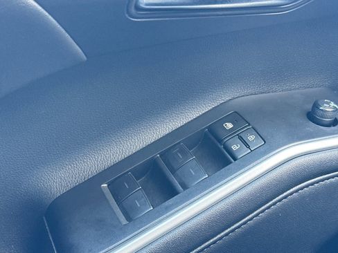 Certified 2024 Toyota Highlander XSE FWD image 15