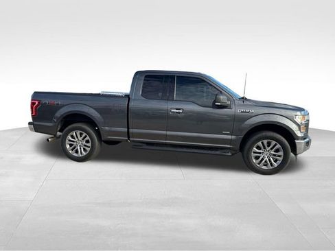 Used 2017 Ford F150 XLT w/ Equipment Group 302A Luxury image 9