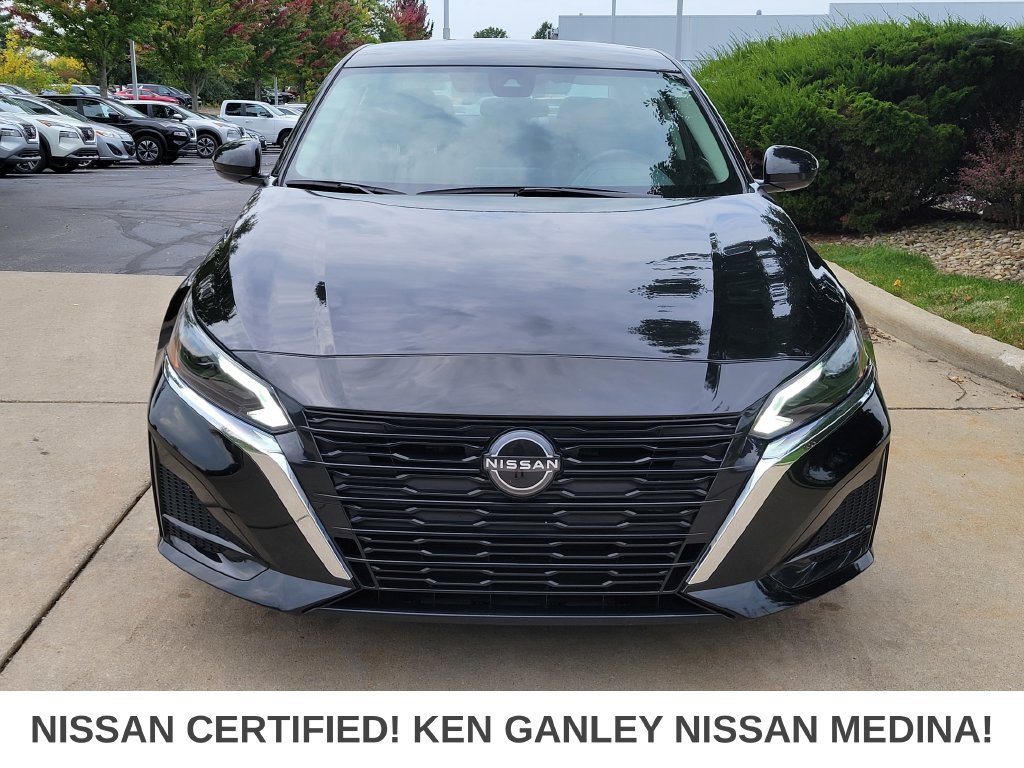 Certified 2023 Nissan Altima 2.5 SV AWD/4WD image 8