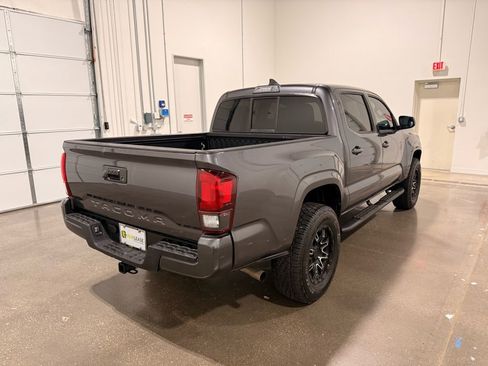 Used 2019 Toyota Tacoma SR w/ SR Convenience Package image 5