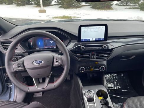 Used 2025 Ford Escape ST-Line AWD/4WD image 14