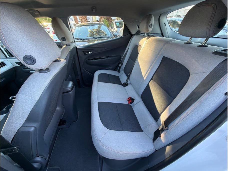Used 2018 Chevrolet Bolt LT FWD image 15