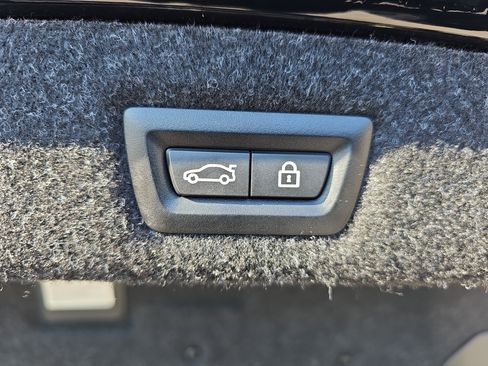 Certified 2023 BMW 530i w/ Premium Package image 13