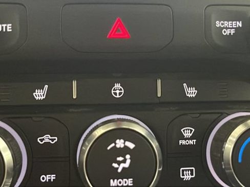 Used 2021 RAM 1500 Big Horn AWD/4WD image 27