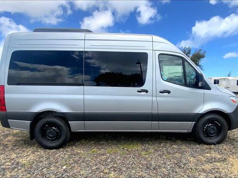 New 2025 Mercedes-Benz Sprinter 2500 image 6