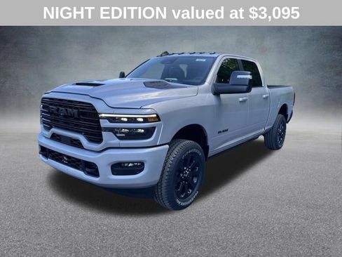 New 2026 RAM 2500 Laramie AWD/4WD image 3