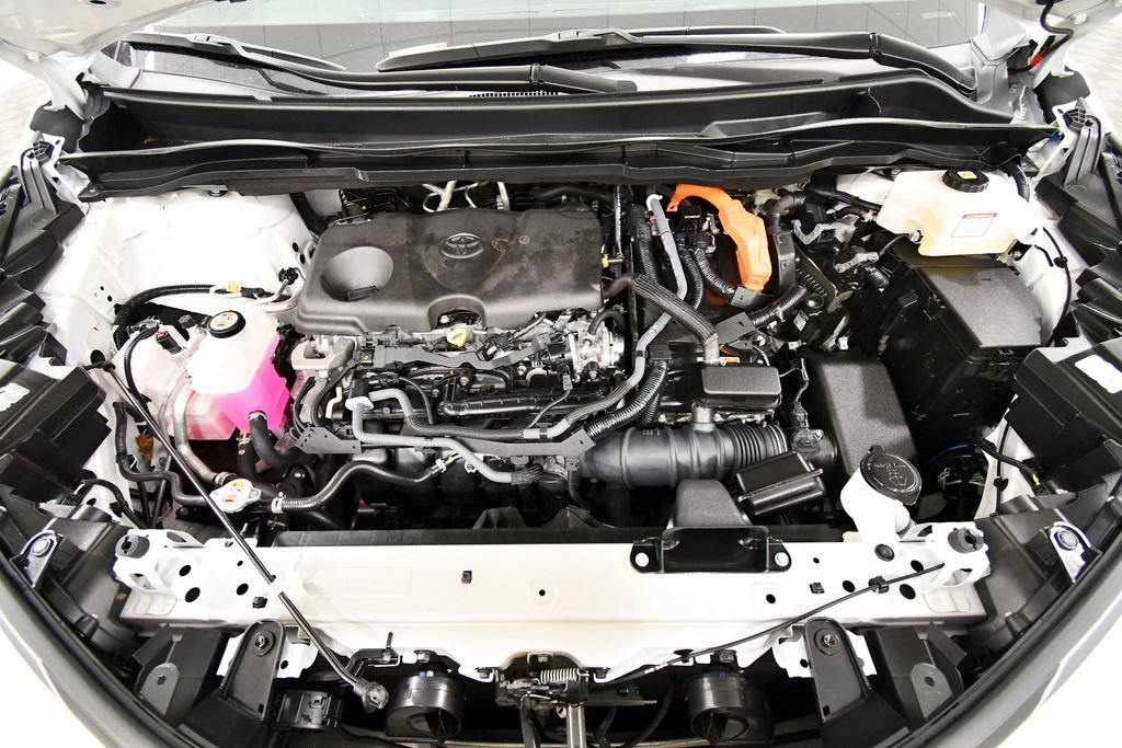 Used 2025 Toyota Sienna LE AWD/4WD image 12