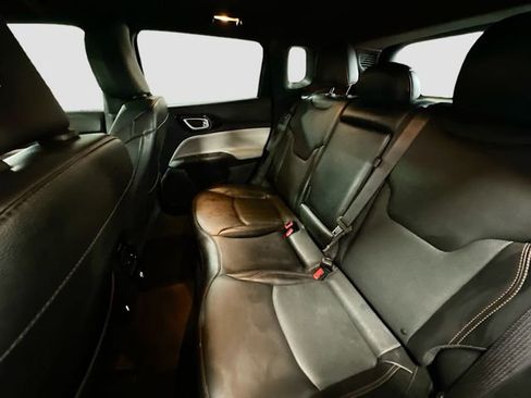 Used 2023 Jeep Compass Limited image 25