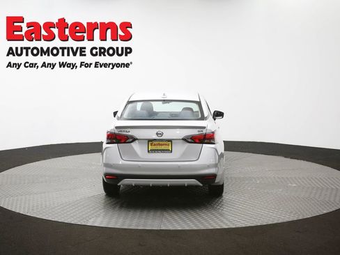 Used 2020 Nissan Versa SR w/ Convenience Package image 35