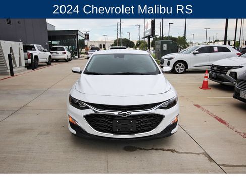 Used 2024 Chevrolet Malibu RS FWD image 2