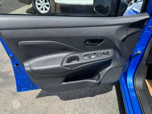 Used 2020 Nissan Versa S FWD image 18