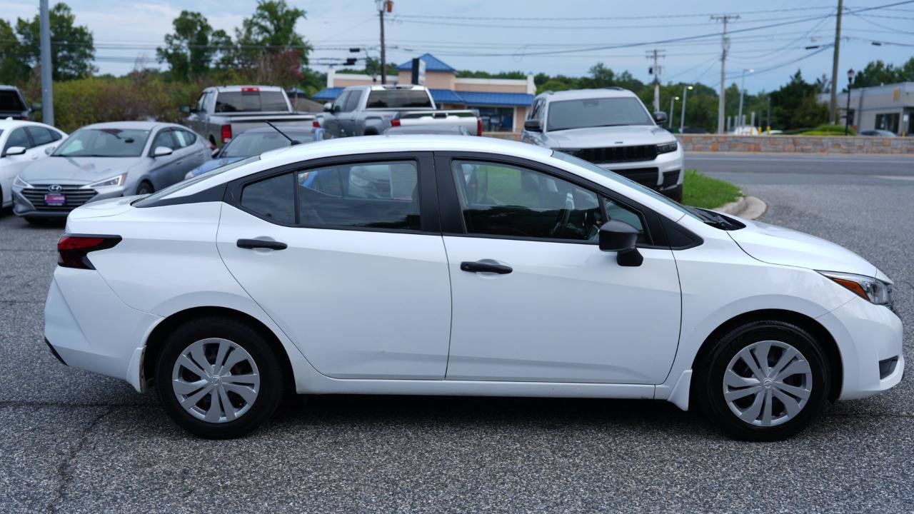 Used 2025 Nissan Versa S w/ Trunk Package FWD image 4