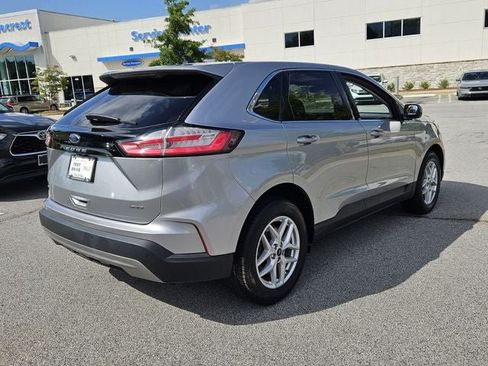 Used 2024 Ford Edge SEL AWD/4WD image 8