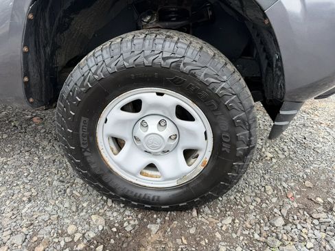 Used 2019 Toyota Tacoma SR w/ SR Convenience Package AWD/4WD image 6