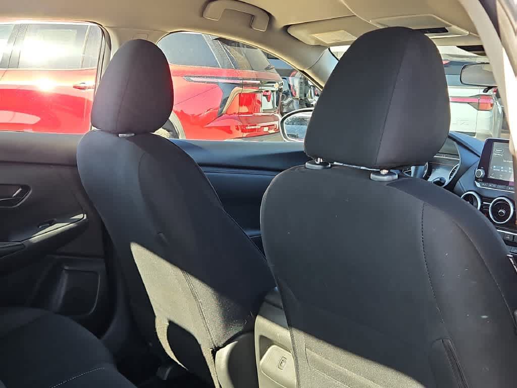 Used 2025 Nissan Sentra SV FWD image 14