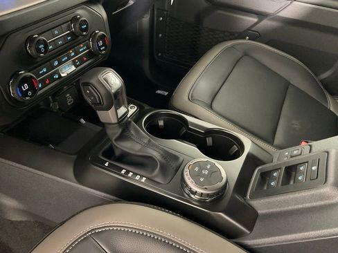 New 2026 Ford Bronco Outer Banks AWD/4WD image 19