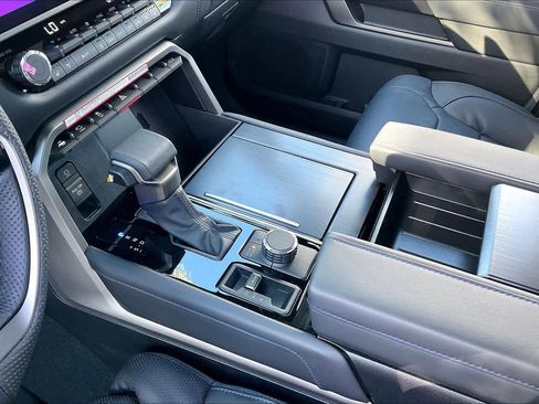 New 2026 Toyota Tundra Platinum image 7