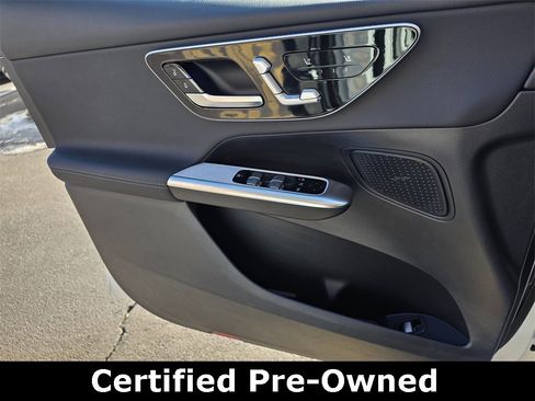 Certified 2025 Mercedes-Benz GLC 300 4MATIC image 30