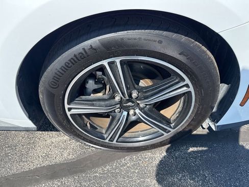 Used 2025 Ford Mustang Premium RWD image 22