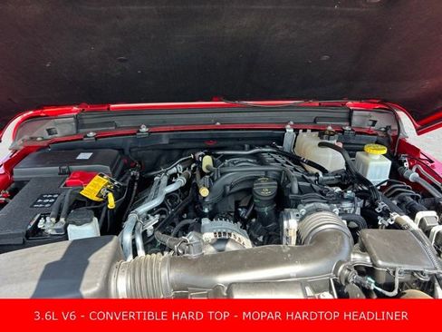 Used 2023 Jeep Gladiator Overland w/ Cold Weather Group image 11