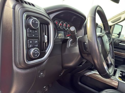 Used 2021 Chevrolet Silverado 2500 LT w/ Z71 Sport Edition image 16