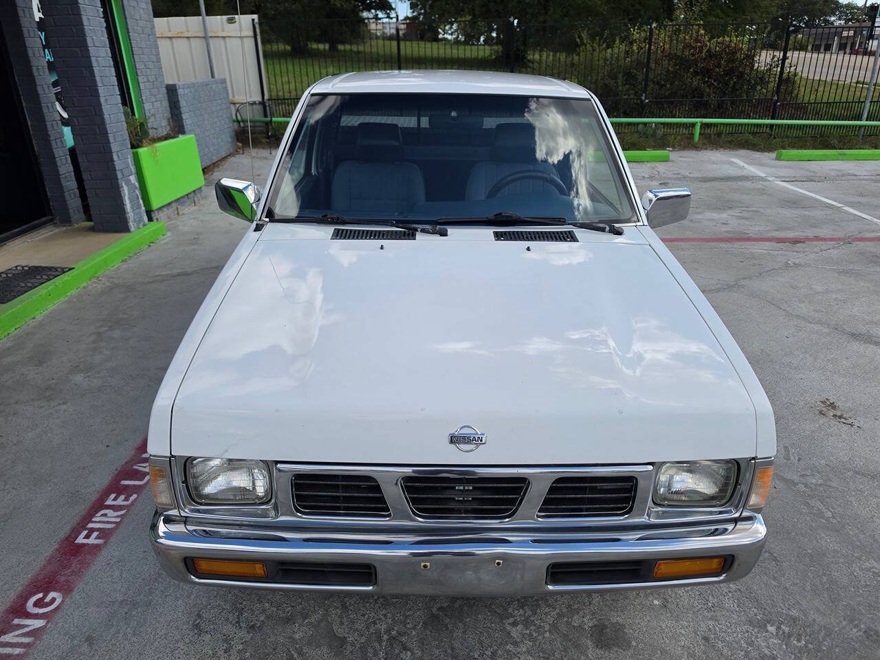 Used 1995 Nissan Pickup XE RWD image 6