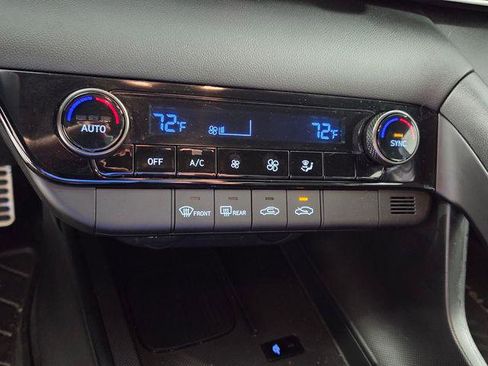 New 2025 Hyundai Elantra Sport FWD image 20