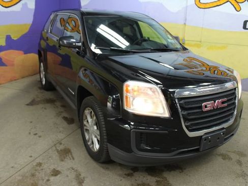 Used 2017 GMC Terrain SLE AWD/4WD image 2