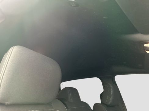 Used 2025 RAM 1500 Big Horn AWD/4WD image 16