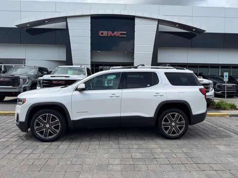 Used 2020 GMC Acadia SLT w/ Trailering Package FWD image 1
