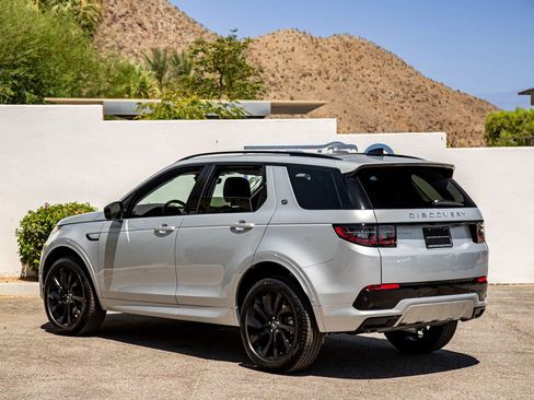 New 2024 Land Rover Discovery Sport S image 9