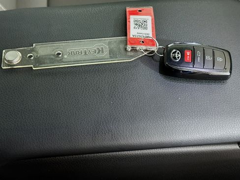 Certified 2025 Toyota Camry SE FWD image 33
