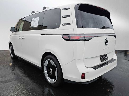 Used 2025 Volkswagen ID. Buzz Pro S image 5