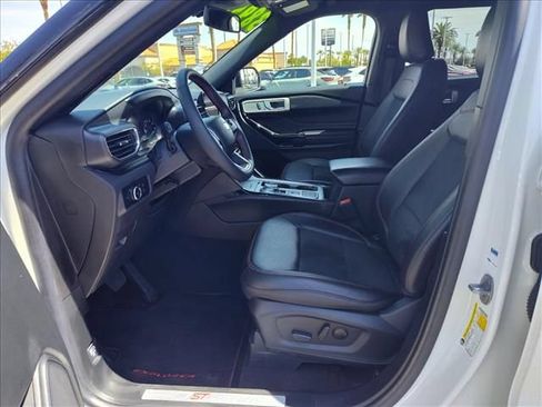 Used 2023 Ford Explorer ST-Line w/ Class IV Trailer Tow Package RWD image 6