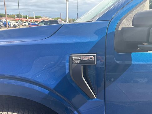 Used 2022 Ford F150 XLT w/ Equipment Group 302A High AWD/4WD image 4