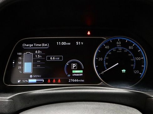 Certified 2023 Nissan Leaf S image 27