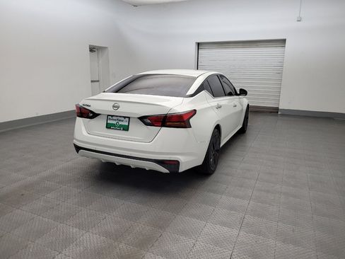 Used 2023 Nissan Altima 2.5 S FWD image 9