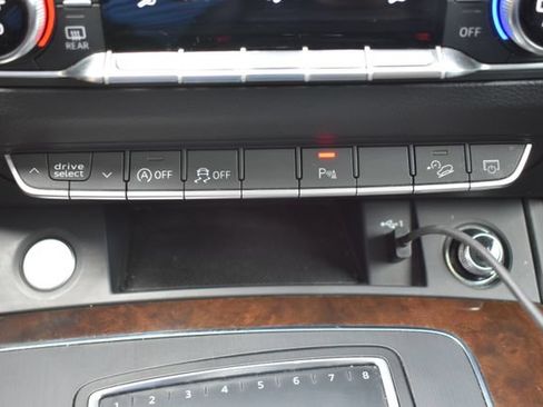 Used 2019 Audi Q5 2.0T Premium Plus w/ Premium Plus Package AWD/4WD image 29