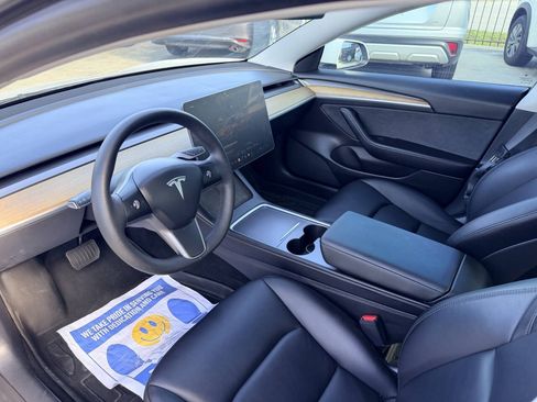 Used 2022 Tesla Model 3 Long Range AWD/4WD image 11