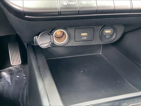 Certified 2021 Hyundai Elantra SEL FWD image 36