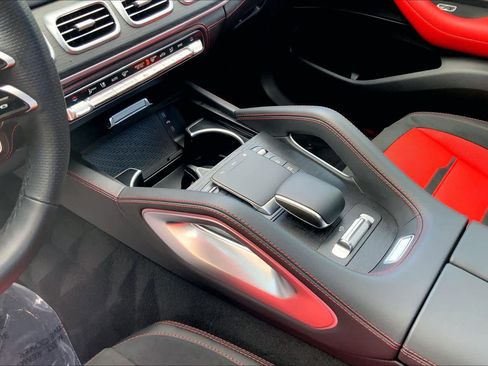 Used 2025 Mercedes-Benz GLE 53 AMG 4MATIC Coupe image 15