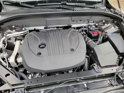 Used 2024 Volvo XC60 B5 Ultimate image 37