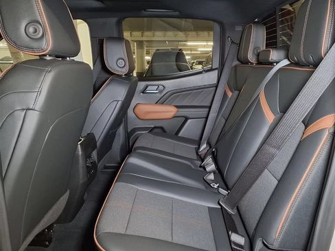 New 2026 GMC Canyon AT4 w/ Nightfall Edition AWD/4WD image 12