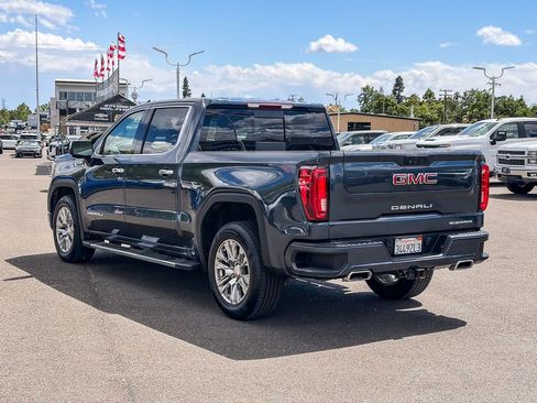 Used 2020 GMC Sierra 1500 Denali AWD/4WD image 2