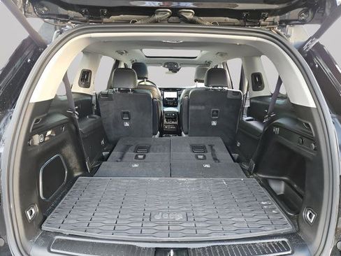 Used 2021 Jeep Grand Cherokee L Limited w/ Luxury Tech Group II image 25