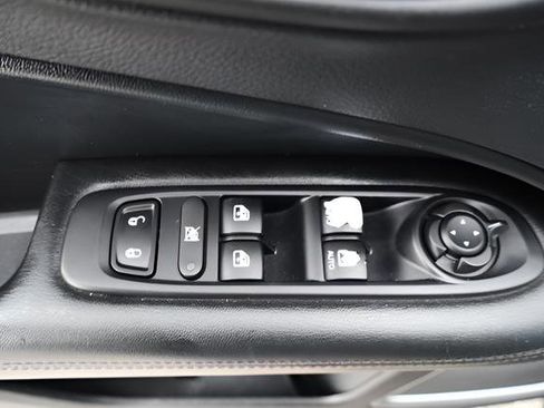 Used 2020 Jeep Compass Altitude image 12