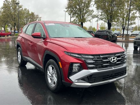 New 2025 Hyundai Tucson SE AWD/4WD image 4